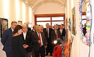 Karaman'da geri dönüşüm sergisi açıldı