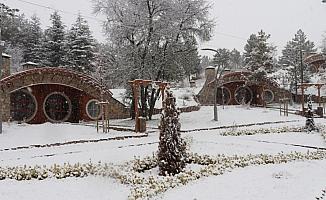 Sivas ve Niğde'de kar yağışı