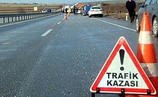 Ankara'da yolcu otobüsü devrildi: 20 yaralı