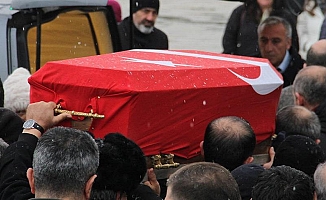 Ankara'daki tren kazasında hayatını kaybedenler son yolculuklarına uğurlandı