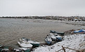 Beyşehir Gölü'nde avlanmaya kar molası