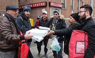 Kanada'da Türk pizzacıdan evsizlere yardım