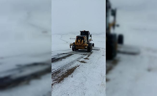 Kırşehir'de karla mücadele