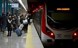 Marmaray tren seferlerine geçici süreyle ara verildi
