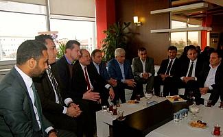 AK Parti'li yöneticilerden Eskişehirspor'a ziyaret