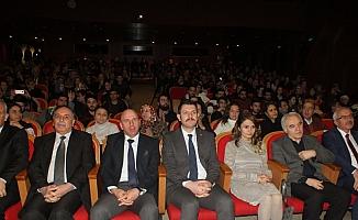 Sivas'ta Muzaffer Sarısözen konserle anıldı