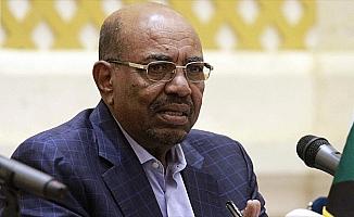 Sudan'da 23 partiden Beşir'e 'Geçiş Konseyi' çağrısı