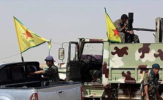 Terör örgütü YPG/PKK Deyrizor'da binlerce aileyi göçe zorluyor