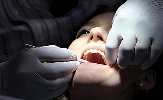 Diş eti hastalığı erken doğuma neden olabilir