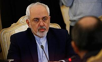 İran Dışişleri Bakanı Zarif: Tüm İranlılar ABD'nin baskısına rağmen 40 yıllık ilerlemeyi kutluyor