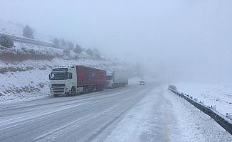 Karaman'da kar yağışı