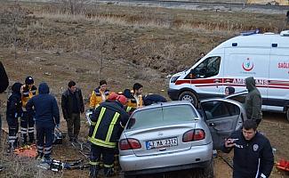 Konya'da otomobil şarampole devrildi: 5 yaralı