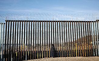 Pentagon Meksika sınırına bin asker daha gönderiyor