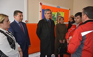 Suşehri'nde Kızılay tarafından özel eğitim sınıfı açıldı