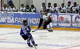 Türkiye Buz Hokeyi Kadınlar Ligi Final Serisi