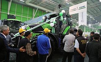 Fuarın en büyük traktörü 1 milyon 780 bin liraya satıldı