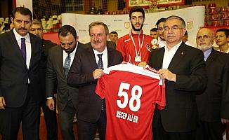 Gençlik ve Spor Bakan Yardımcısı Yerlikaya Sivas'ta