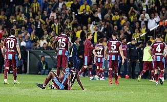 Trabzonspor son dakika golleriyle 10 puan yitirdi