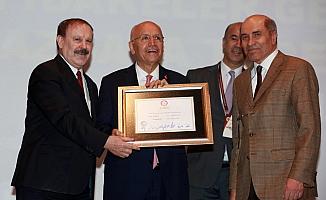 Yenimahalle Belediye Başkanı Yaşar mazbatasını aldı