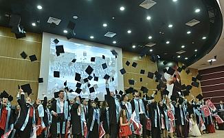 KMÜ Sosyal Bilimler MYO'da mezuniyet töreni
