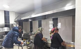 Yaylakent'te iftar yemeği evlere servis ediliyor