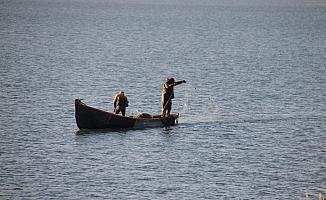 Beyşehir Gölü'nde su ürünleri yasağı sona erdi