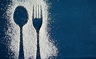 'Böbrek hastalığının tetikçisi tuz ve şekerden uzak durmalıyız'