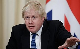 İngiltere'de başbakan adayı Johnson'a ırkçılık suçlaması