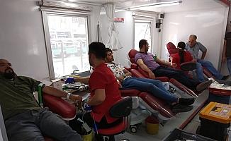 Karapınarda kan bağışı kampanyası
