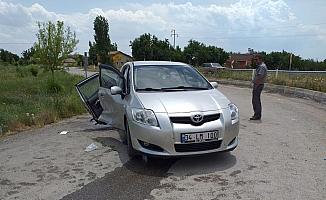 Konya'da iki otomobil çarpıştı: 8 yaralı