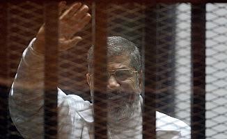 Muhammed Mursi'nin cenazesi defnedildi