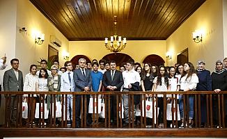 Ankara Valisi Şahin LGS sınavında tam puan alan öğrencileri kabul etti