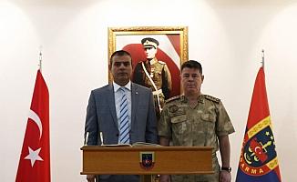 Başsavcı Uğrulu, Jandarma Alay Komutanı Tataroğlu'nu ziyaret etti