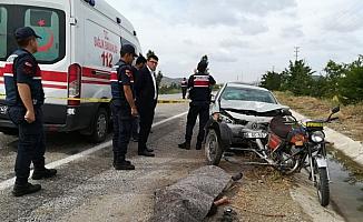 Çankırı'da otomobilin çarptığı motosikletli çift öldü