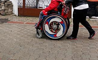 Engelli çocuğu olan çalışan anne erken emekli olabilir