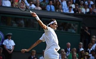 Wimbledon'da Federer'in 'yüzü' gülüyor