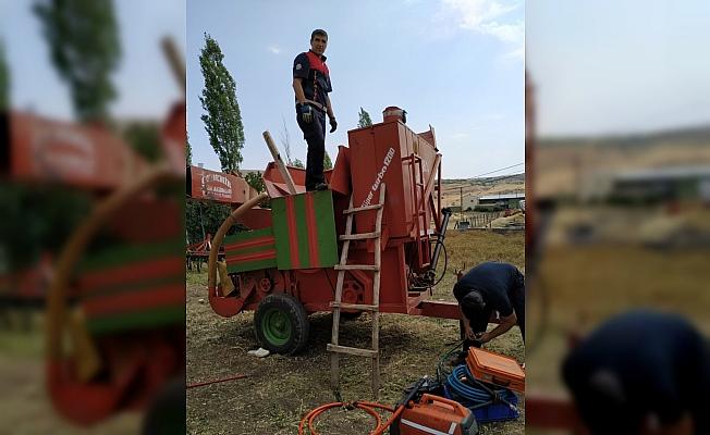 Sivas'ta patoza ayağı sıkışan çiftçiyi itfaiye kurtardı