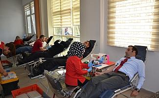 Karaman Adliyesi çalışanları kan bağışında