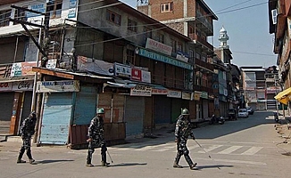 Hindistan’da sokağa çıkma yasağı 3 Mayıs’a kadar uzatıldı