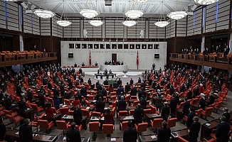 CHP'den 1 HDP'den 2 milletvekilinin milletvekillikleri düşürüldü