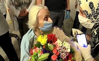 94 yaşındaki emekli hemşire, koronavirüsü yendi