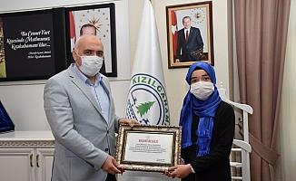 Kızılcahamam Belediye Başkanı Acar'dan Diyanet'in yarışmasında ikinci olan Demirhan'a tebrik