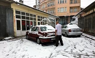 İç Anadolu'daki 5 ilde kar etkili oluyor