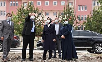 AK Parti Ankara Milletvekili Çam Kızılcahamam'ı ziyaret etti