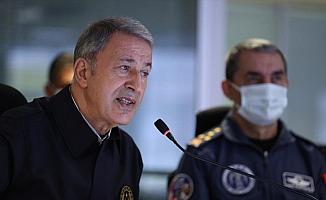Milli Savunma Bakanı Akar: Pençe-Şimşek ve Pençe-Yıldırım operasyonlarında 7 terörist etkisiz hale getirildi