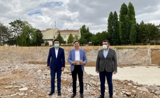AK Parti Kırşehir Milletvekili Kendirli, kentteki sağlık yatırımlarını inceledi