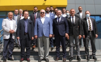 Hacettepe Spor Kulübü Başkanı Üstündağ, Gençlerbirliği Kulübü Başkanı Akdaş'ı ziyaret etti