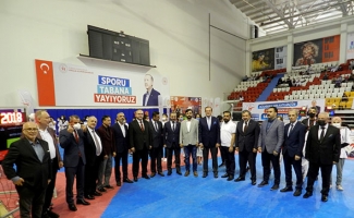 Zekeriya Tutar Yıldızlar Türkiye Tekvando Şampiyonası'nın açılış töreni yapıldı