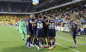 Fenerbahçe, Avrupa Ligi play-off turu ilk maçından galibiyetle ayrıldı