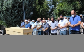 Konya'da Kovid-19 nedeniyle vefat eden akademisyen, son yolculuğuna uğurlandı